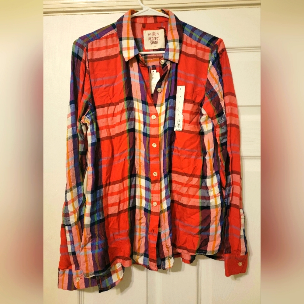 Wonans Button up Top